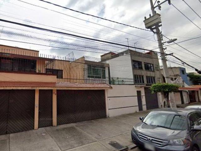 EXCELENTE CASA EN VENTA, NICOLÁS LEÓN, JARDÍN BALBUENA CDMX. RECUPERACIÓN BANCARIA