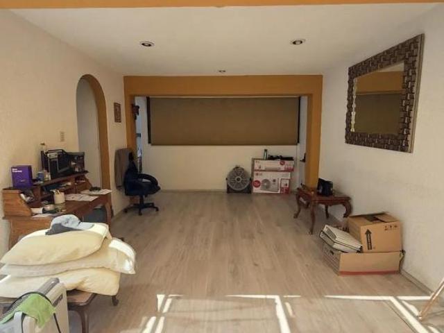 EXCELENTE CASA EN AV. DE LOS ARCOS, JARDINES DEL SUR XOCHIMILCO