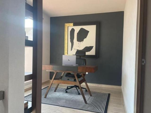 Excelente Casa en condominio en Venta en Lomas de Angelópolis
