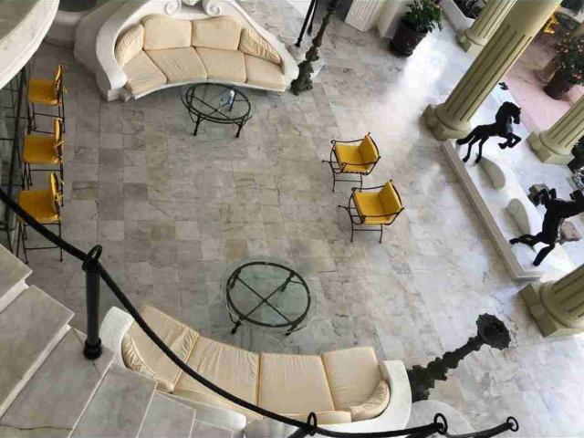 Excelente casa en las brisas