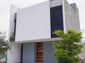 Excelente Casa en Preventa en Flor de Loto