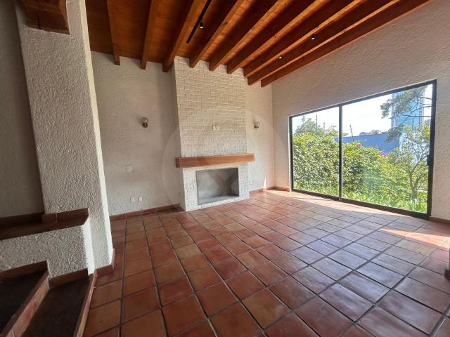 Excelente casa en renta en Lomas de Bezares