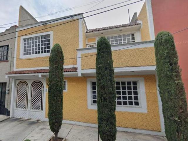 ¡EXCELENTE CASA, GRAN OPORTUNIDAD! En C. Juarez, Azcapozalco, CDMX
