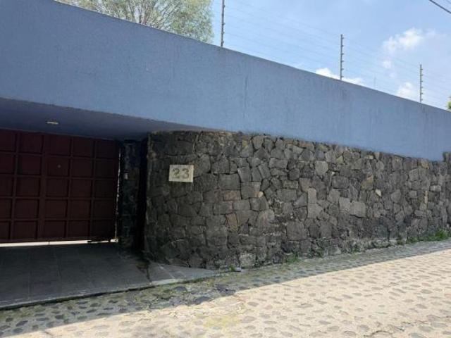 Excelente Casa, Impecable, En La Zona Más Bonita De San Jerónimo Lidice