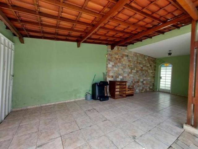 Excelente casa individual de 04 quartos no Monte Castelo/Riacho das Pedras, próx ao Carrefour