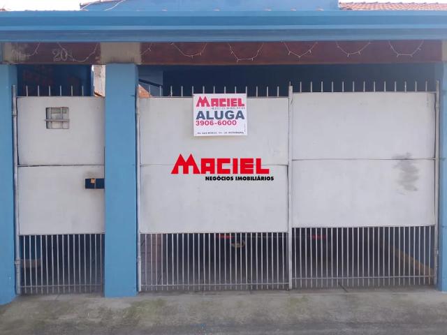 EXCELENTE CASA LOCALIZADA PROXIMO DIVERSOS COMERCIOS BAIRRO: JD DANTA INES 2