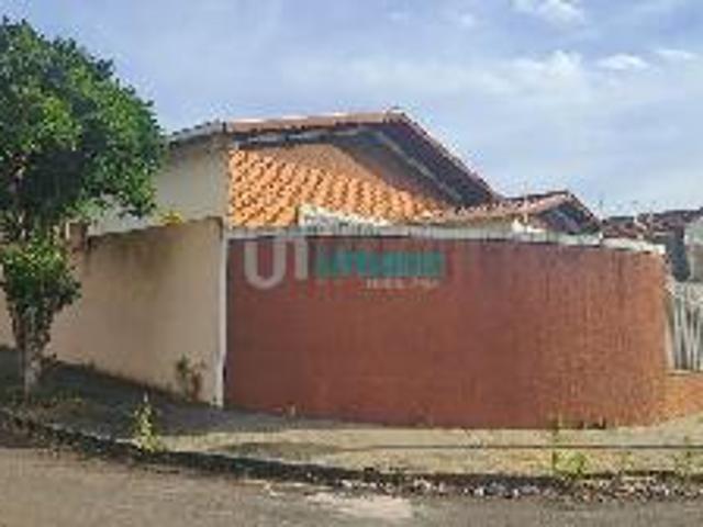 EXCELENTE CASA NA VILA NERY Imobiliária Urbana