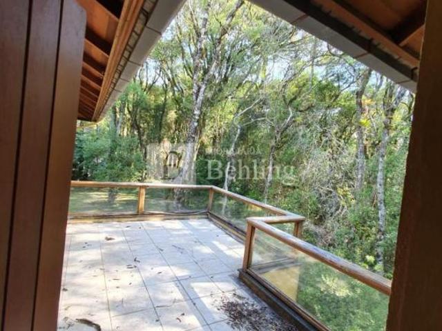EXCELENTE CASA NO CONDOMÍNIO RESERVA DA SERRA