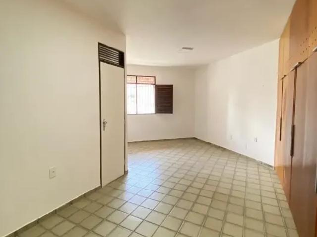 Excelente casa no Pedro Gondim