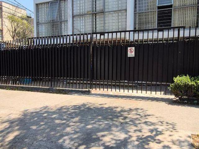 Excelente Casa para Inversion en Colonia Jardin Balbuena