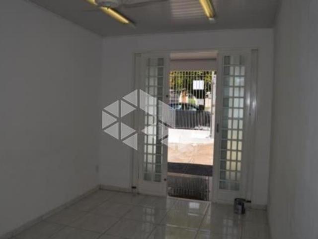 Excelente casa, pode ser usada como comércio ou residência, localizada no bairro Higienópolis