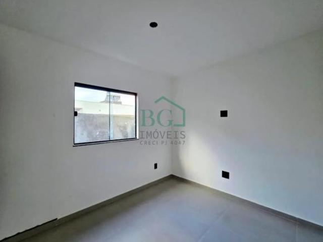 Excelente casa recém construída á venda no bairro Jardim Caldense em Poços de Caldas MG