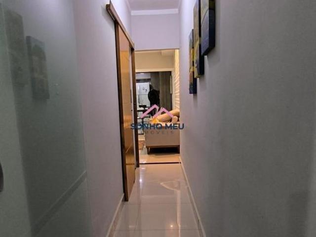 EXCELENTE CASA RESIDENCIAL, SALA CONJUGADA COM COZINHA, 2 DORMITORIOS, UM BANHEIRO SOCIAL, AREA DE L