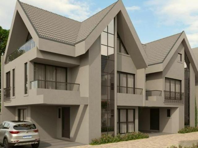 Excelente Casas em Condomínio no Bairro Ahú em Curitba PR