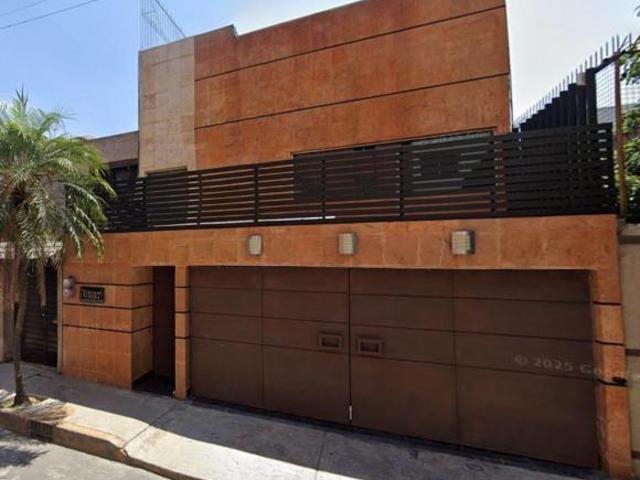 ¡VENTA DE CASA EN EXCELENTE OPORTUNIDAD! Paseo de los Framboyanes Coyoacan