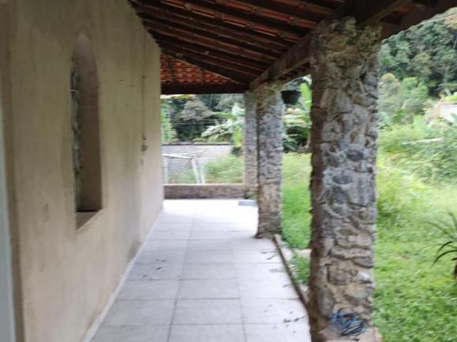 EXCELENTE CHÁCARA PARA MORADIA COD: 5581 F: 11 97302 9229 CESAR
