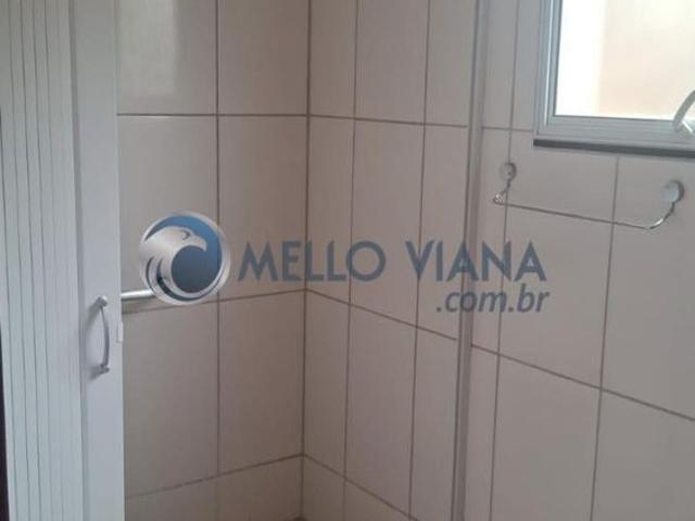 Excelente Apt° Em Condomínio Fechado, 2 Quartos, Sala, Cozinha, Banheiro, Área de Serviço, Garagem