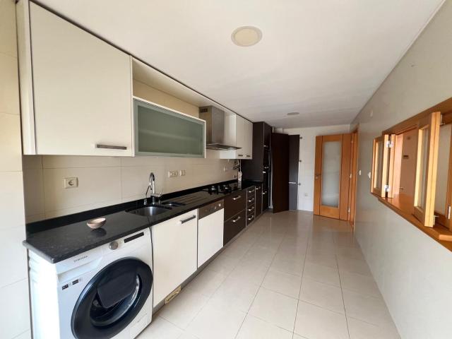 Excelente Apart T2 com Suite, Box e Vista Rio