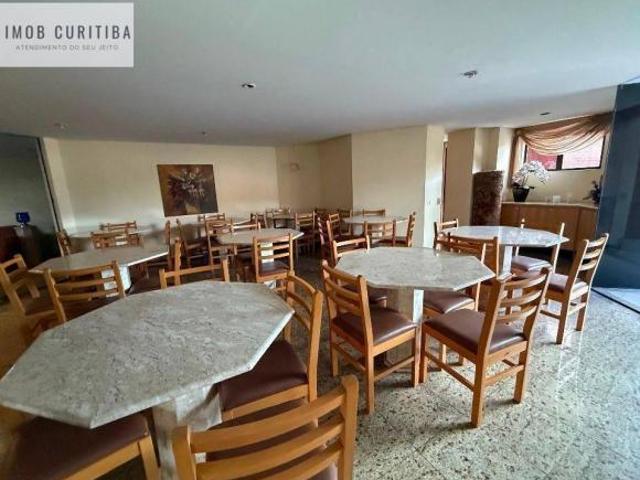 Excelente apartamento, 197 úteis, andar alto !Ideal para Retrofit!