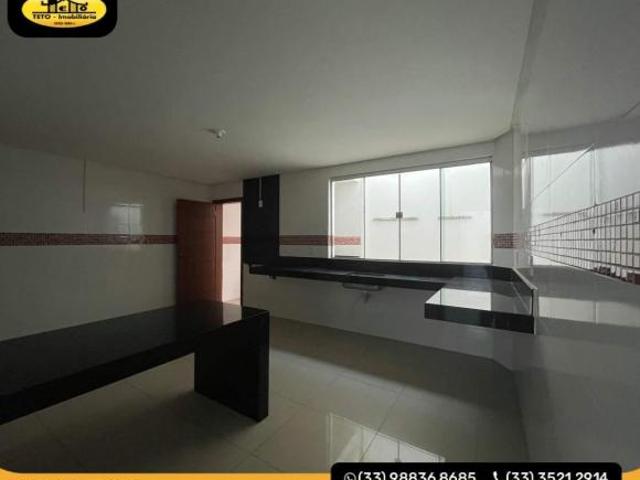 Excelente apartamento com 4 quartos, sendo 1 suíte, sala ampla, jardim de inverno, cozinha, banheiro