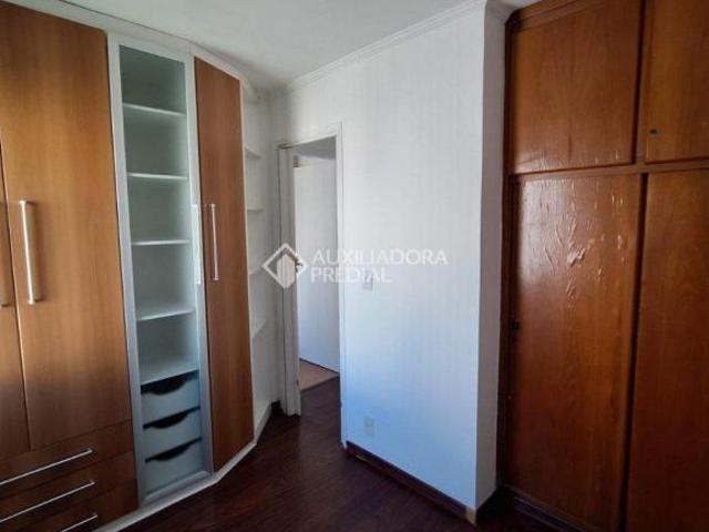 Excelente apartamento de 3 quartos em andar alto com vista definida no Portal dos bandeirantes