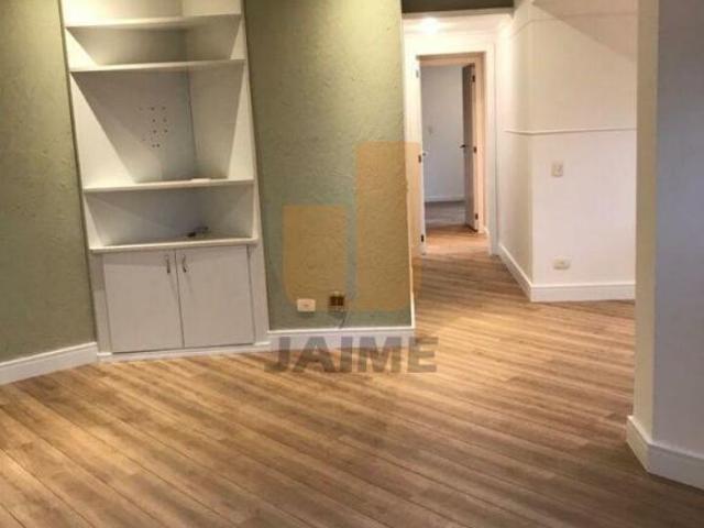 Excelente apartamento iluminado, charmoso, espaços bem distribuídos, em prédio com lazer completo