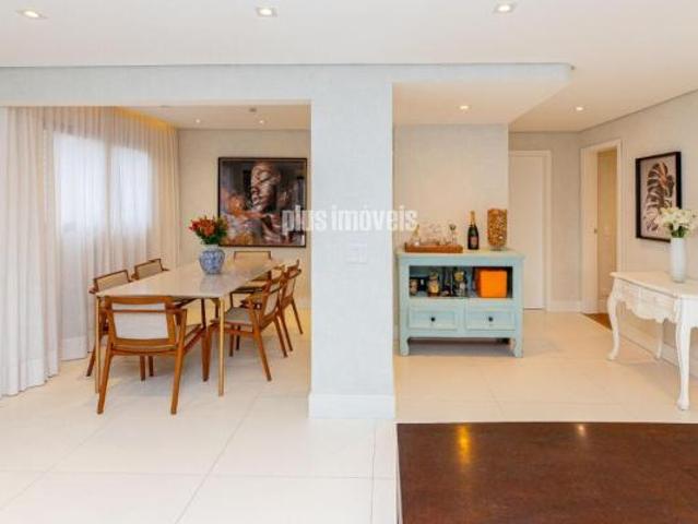 Excelente Apartamento no Itaim, para venda com 4 quartos, sendo 3 suítes, 197m²!