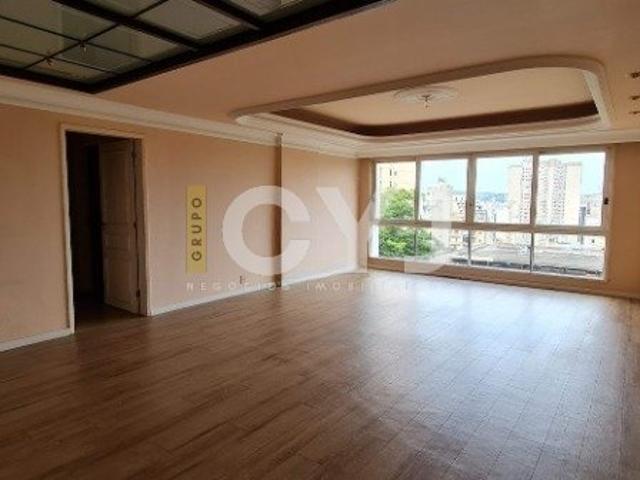 Excelente apartamento na Duque, perto do Palacio Piratini