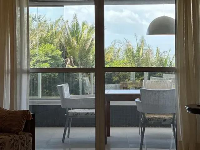 Excelente Apartamento na Ponta do Farol com 3 suítes | Vista Mar