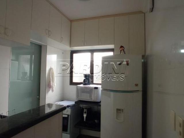 EXCELENTE APARTAMENTO NA PRAIA DA ENSEADA PRÓXIMO AO MAR