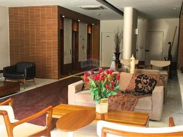 Excelente Apartamento para Alugar no Edifício Expresso 2222 !