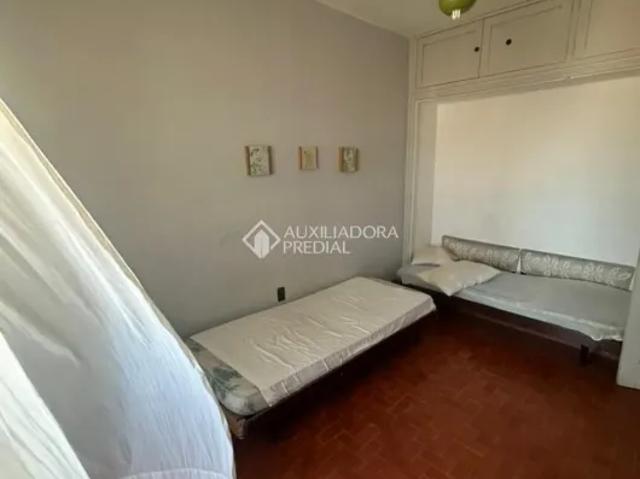 Apartamento à venda com 69 m² e 2 dormitórios no bairro Central