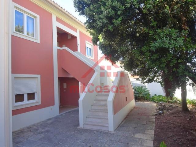 Excelente Apartamento T1 em São Julião, Ericeira