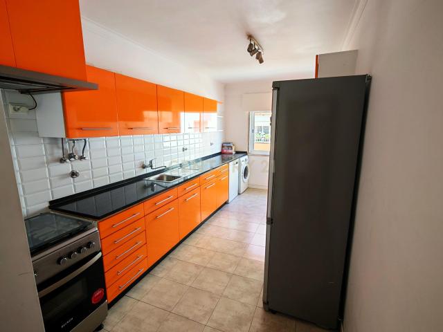 Excelente Apartamento T2 em Queluz pronto a habitar