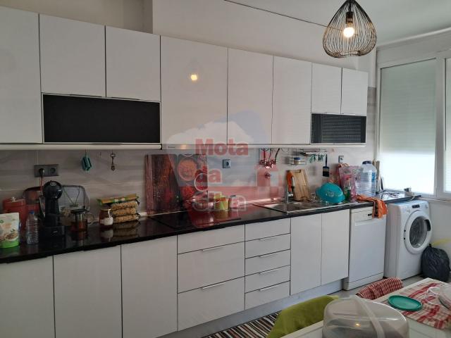 Excelente Apartamento T2 no Feijó Almada