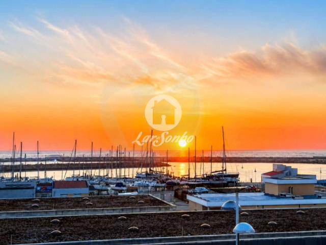 Excelente Apartamento T2 na 1ª linha de Mar Póvoa de Varzim
