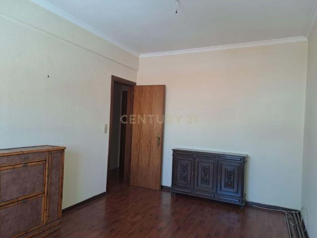 Excelente apartamento T2 na Av. principal de Odivelas