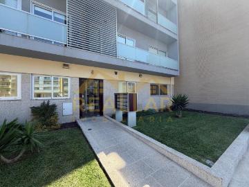 Excelente Apartamento T2 para Arrendamento na Póvoa de Varzim