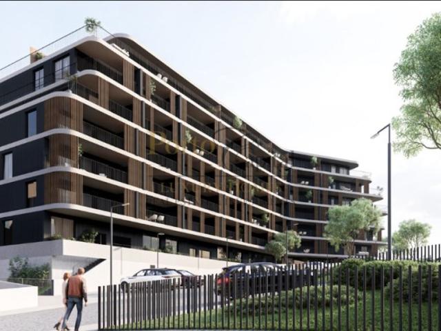 EXCELENTE APARTAMENTO T3, COM COZINHA EQUIPADA, TERRAÇO E B0X, EM OLIVEIRA DO DOURO