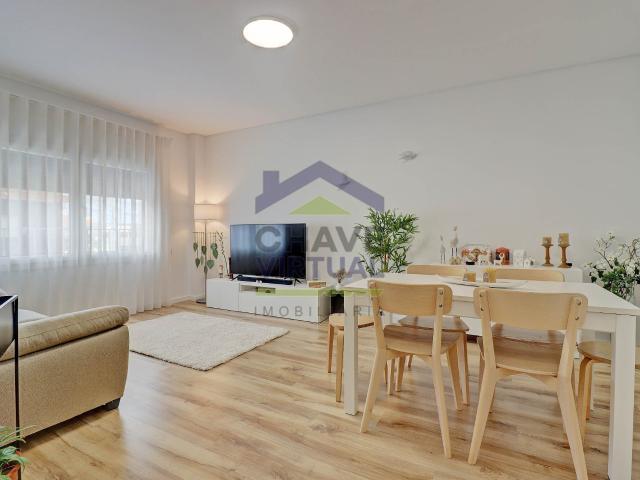 Excelente Apartamento T3 com Garagem Centro Bombarral