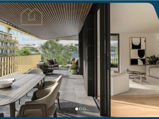 Excelente apartamento T3 com terraço 75m2 para comprar junto. 130m² São pedro da afurada