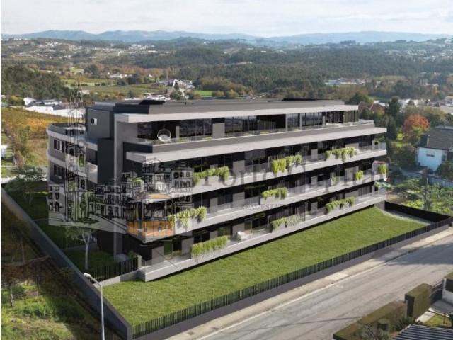 EXCELENTE APARTAMENTO T3, COM VARANDA E TRES LUGARES DE GARAGEM, EM LOUSADA A PREÇO DE LANÇAMENTO 370.350 EUROS PVP 411.500 EUROS