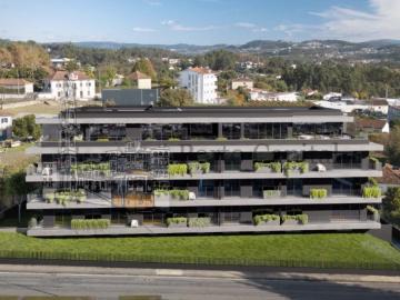 EXCELENTE APARTAMENTO T3, COM VARANDA E DOIS LUGARES DE GARAGEM, NO CENTRO DE LOUSADA A PREÇO DE LANÇAMENTO 330.300 EUROS PVP 367.000 EUROS