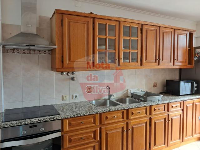 Excelente Apartamento T3, Alto do Moinho Corroios