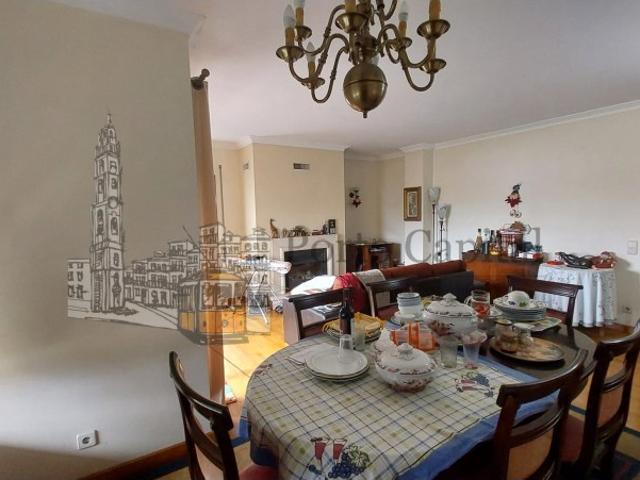 EXCELENTE APARTAMENTO T3 E COM LUGAR DE GARAGEM EM ALFENA PARA ARRENDAMENTO