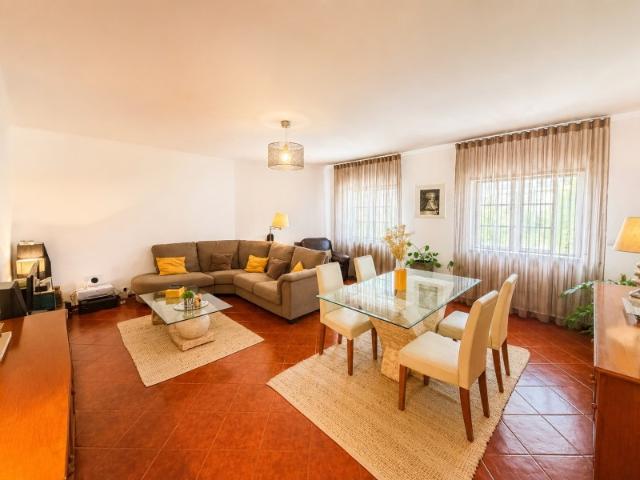 Excelente Apartamento T3 em Alcainça Mafra