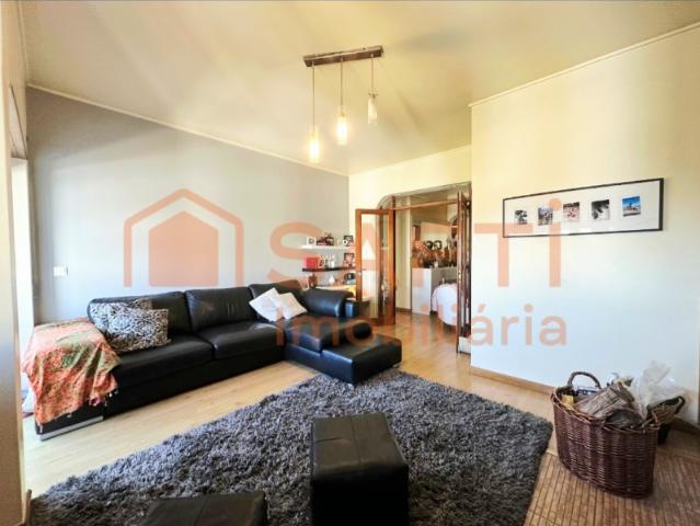 Excelente apartamento T3 em Almada