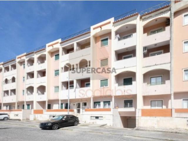 Excelente apartamento T3 em Santarém com boa exposição solar