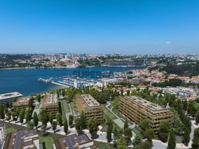 Excelente apartamento T4 com terraço 218.2m2 e jacuzzi para comprar junto a Marina da Afurada Vila Nova de Gaia Porto Z