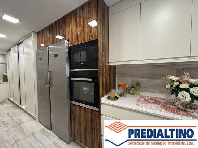 Excelente apartamento T4 Boavista